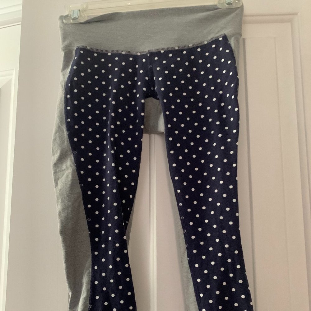 New Balance for J.Crew performance capri leggings in colorblock polka dot /XS